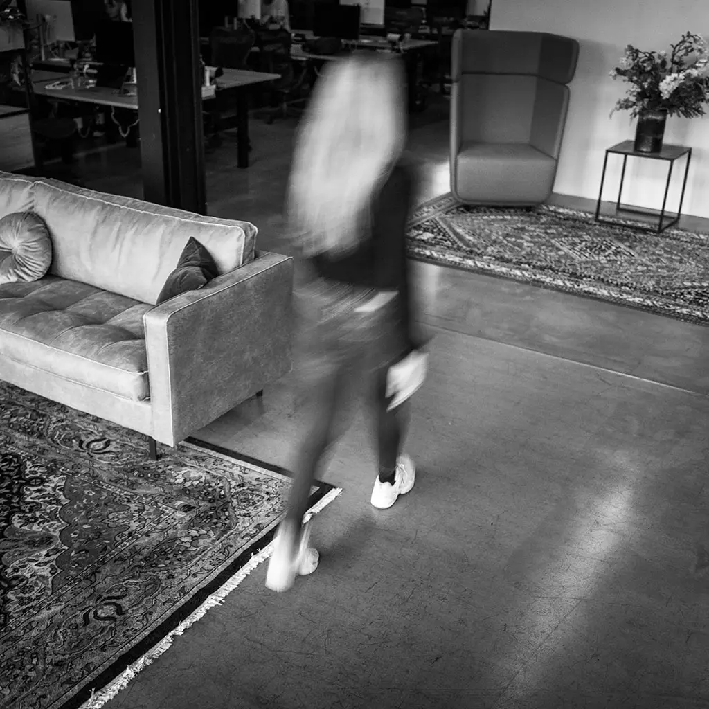 Mistery Guest via Cyber Seals